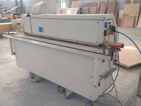 Bordatrice una spalla 